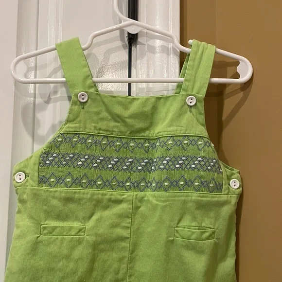 VIVE LA FETE BABY BOYS SMOCKING OUTFIT - Picture 3 of 10